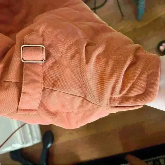 Orvis Orange Quilted Vest - Size Large - Picture 4 of 6